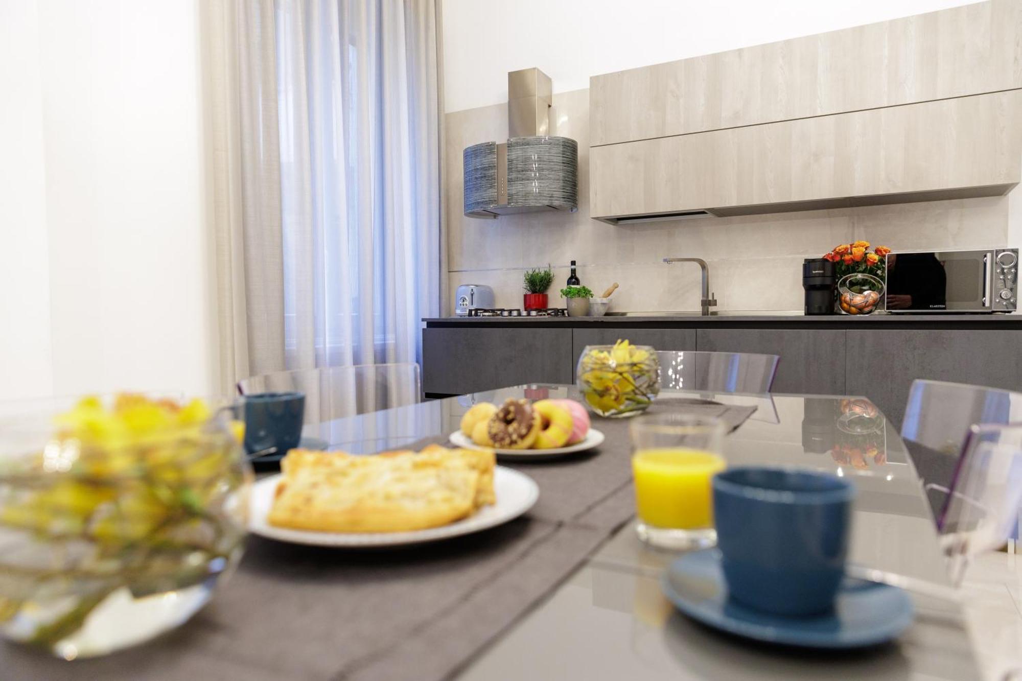 Genoa Lux Apartments With Parking 外观 照片